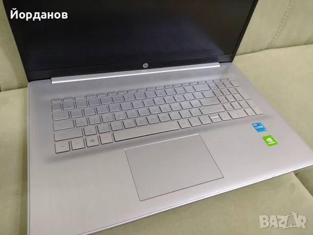 HP 17.3'' Led / Core i5-1135G7 цял за ремонт или части!, снимка 2 - Части за лаптопи - 55416452