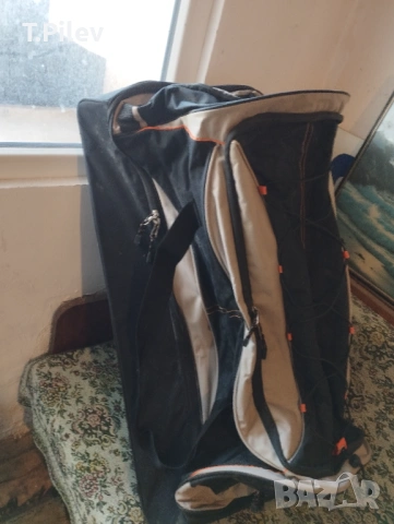 Продавам много голям сак на колелца. , снимка 6 - Сакове - 54178440