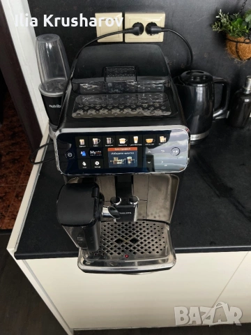 Кафемашина Philips 5400 Latte Go , снимка 2 - Кафемашини - 54537732