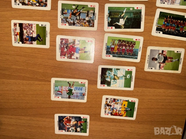 Карти за игра от дъвки Football 88, снимка 4 - Други ценни предмети - 54992429