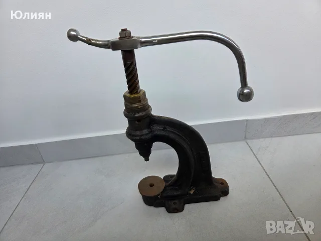 Винтова  преса .