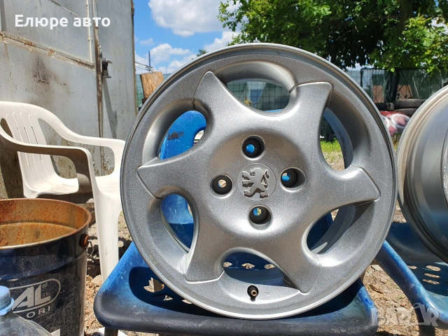 Джанти Пежо 4x108x6J15ет18, снимка 2 - Гуми и джанти - 54975902