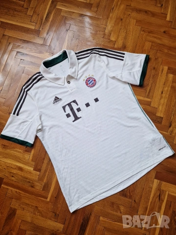Страхотна мъжка футболна тениска ADIDAS BAYERN MUNCHEN , размер XL , сезон 2012 / 2013 , снимка 2 - Тениски - 54548476
