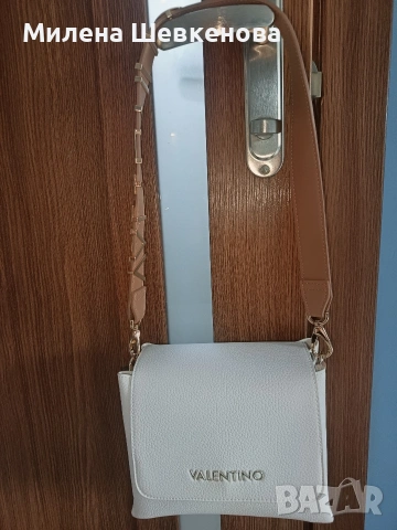 Нова дамска чанта VALENTINO, снимка 7 - Чанти - 54180572
