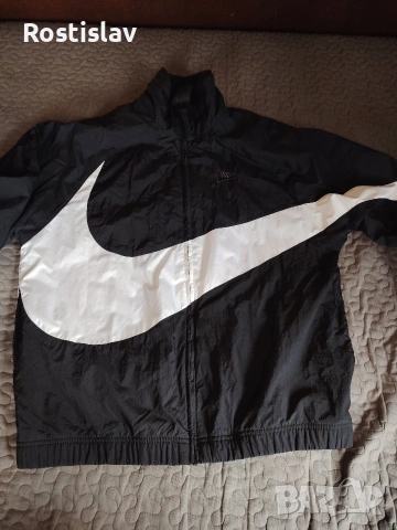 Nike оригинално мъжко горнище размер м. 