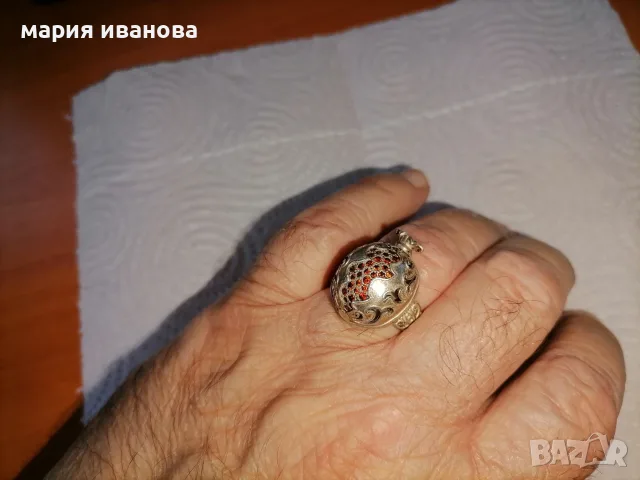 Сребърен мъжки пръстен нар с гранати 