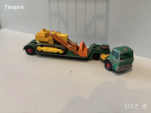 метален влекач Matchbox 
