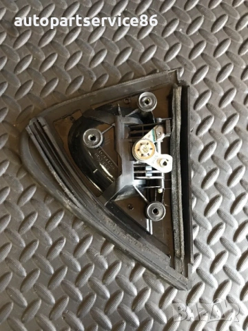 Външна дръжка за задна дясна врата за Honda Civic Mk8 (2007-2011) 72640-SMG-E014, снимка 2 - Части - 54440312