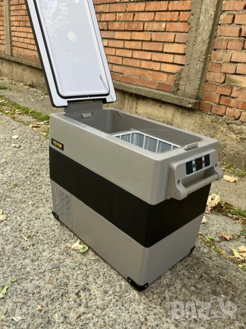 Нов 55L Компресорен фризер и хладилник за кола, -20°C, 12V, Bluetooth, за каравана бус тир