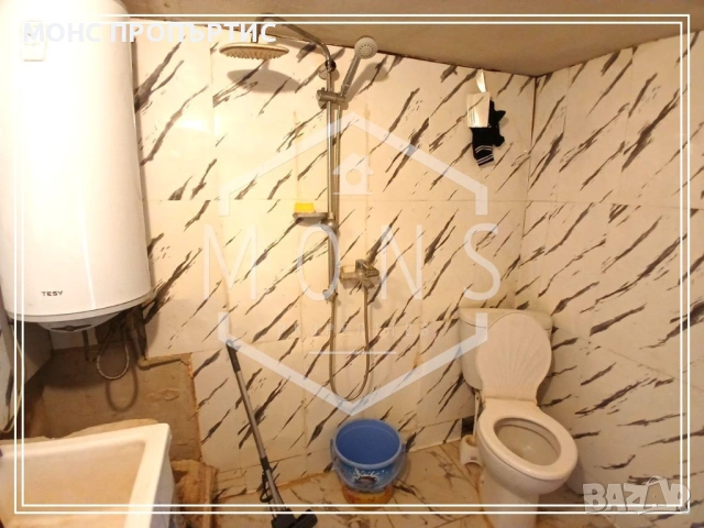 Двуетажна къща с двор в с. Добромирка, обл. Габрово, снимка 9 - Къщи - 54253630