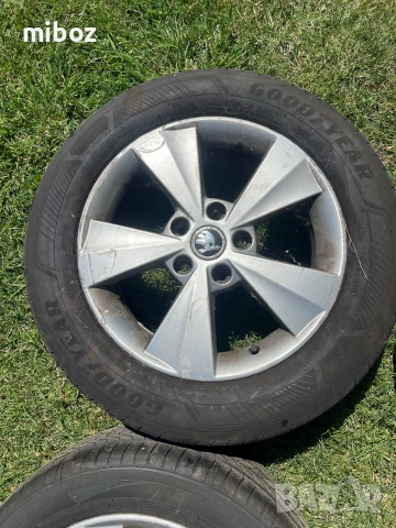 Джанти Шкода Октавия Skoda Octavia 3, снимка 4 - Гуми и джанти - 55224176