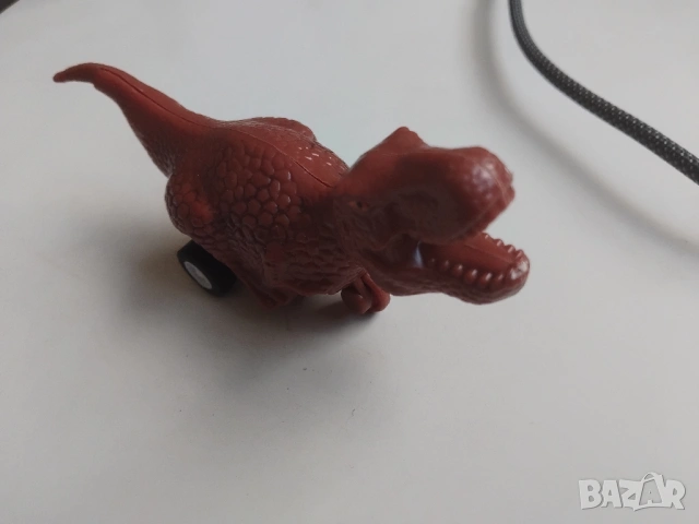 Динозавър на колелца , снимка 2 - Фигурки - 54231230