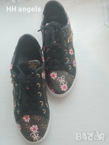 Guess Roxo флорални сникърси, снимка 2 - Маратонки - 54398967