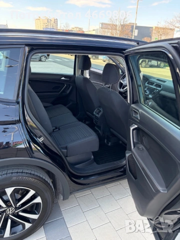 VW Tiguan 4-Motion | Като Нов | Чист Carfax | Готов за регистрация, снимка 11 - Автомобили и джипове - 54508982