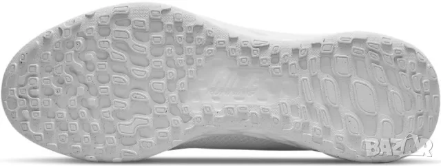 Обувки за бягане Nike Revolution 6 Next Nature, снимка 3 - Маратонки - 55365363