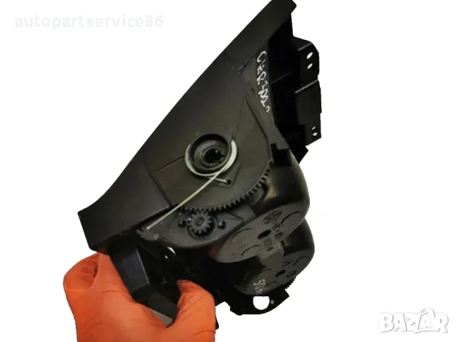 Вложка за поставка за чаши на централната конзола за Chrysler 300C 3.0 CRD (2009) OEM 1057320XDVAB, снимка 2 - Части - 55641599