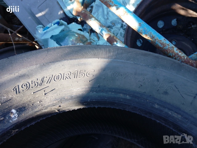 2 бр. бусови гуми 195/70R15C, снимка 3 - Гуми и джанти - 54120889