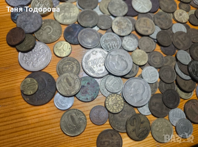 Стари монети и банкноти в стара дървена кутия, снимка 7 - Колекции - 54033124