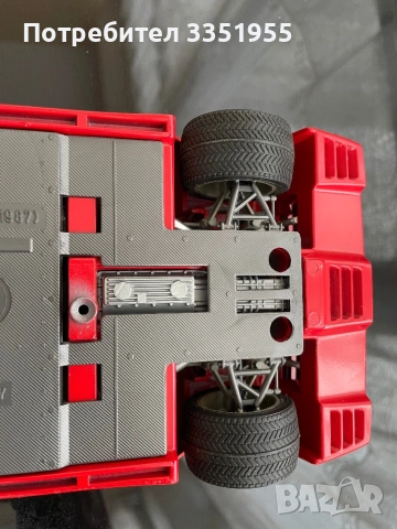 Ретро модел Ferrari F40 1/18, снимка 17 - Колекции - 54409014
