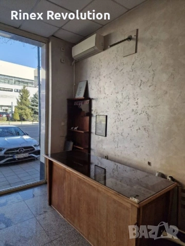 Офис помещение под наем в Христо Смирненски, снимка 2 - Офиси - 54105297