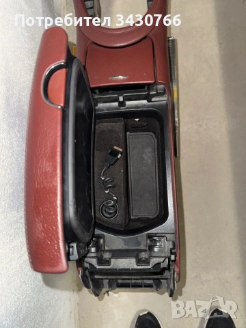 Подлакьтник и Централна конзола и за MERCEDES-BENZ CLS (C219), снимка 3 - Части - 54457855