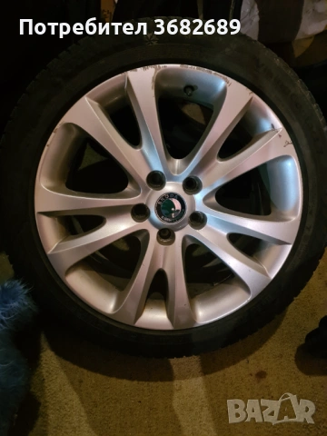 Джанти с зимни гуми Skoda 17", снимка 4 - Гуми и джанти - 54839748