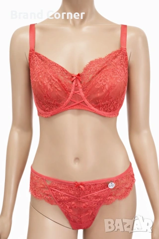 Дамски комплект бельо Hunkemöller – сутиен 85F и бикини L, коралово-червена дантела