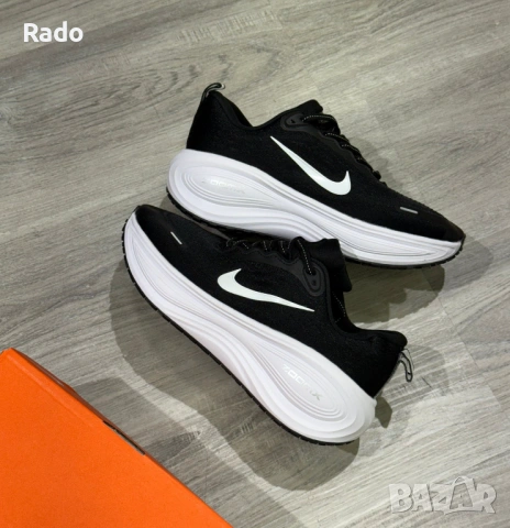 Nike vomero plus, снимка 4 - Маратонки - 54835829