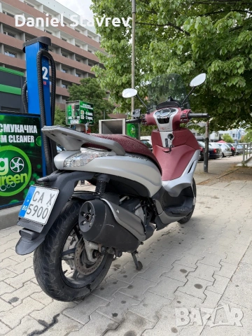 Продавам Piaggio Beverly 350st, снимка 6 - Мотоциклети и мототехника - 54505773