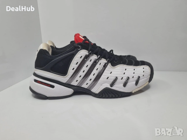 Маратонки Adidas Barricade 5 Носени,но в отлично състояние. Размер 42 стелка 26.5 см. Цена 35 евро.