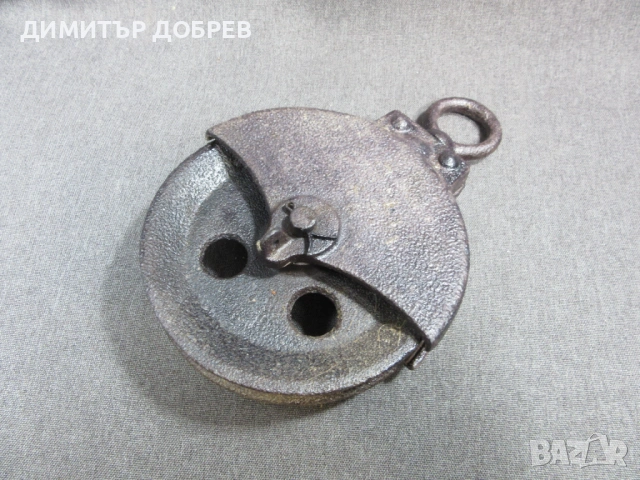 СТАРА РЕТРО МАСИВНА ЧУГУНЕНА СТРОИТЕЛНА МАКАРА, снимка 2 - Антикварни и старинни предмети - 54158815