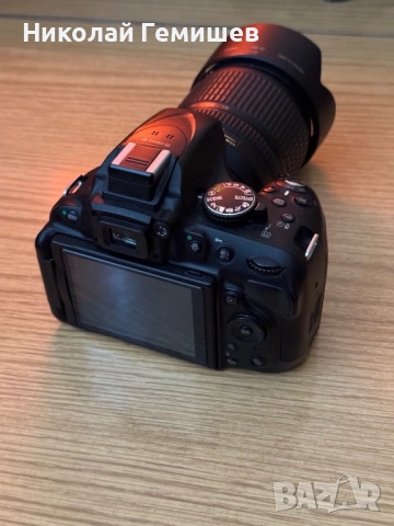 Nikon D5200 + обектив Nikkor 18-105mm f/3.5-5.6G ED VR , снимка 3 - Фотоапарати - 54809521