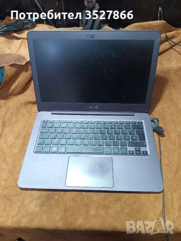 Лаптоп Asus UX305F, снимка 3 - Лаптопи за работа - 55166859