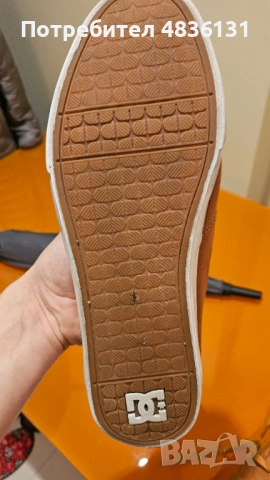 Гуменки DC Shoes, снимка 3 - Ежедневни обувки - 54652919