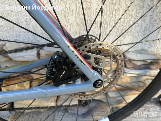 Гравел велосипед Cube Cross Race Pro – Shimano 105 2x11 / DT Swiss C1800, снимка 8 - Велосипеди - 55076087