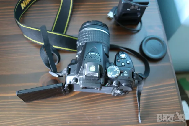 Nikon D5300+AF-S DX NIKKOR 18-55мм, снимка 5 - Фотоапарати - 55351199