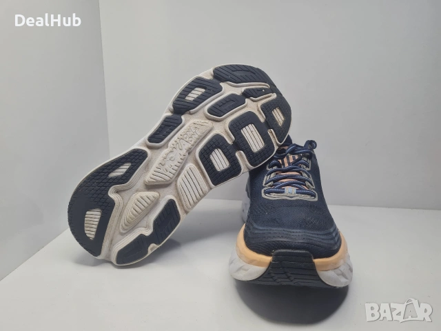Маратонки Hoka Bondi 6 Носени,но в отлично състояние. Размер 40 стелка 25 см.Цена 50 евро ., снимка 3 - Маратонки - 54094002