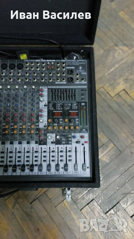 Продавам два пулта  Behringer SX2442FX Eurodesk, снимка 2 - Тонколони - 54964717