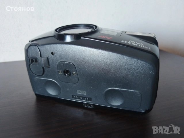 Minolta Riva Zoom 105i Japan, снимка 11 - Фотоапарати - 54833838