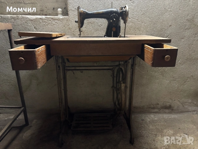 Продавам две руски шевни машини Union, снимка 4 - Антикварни и старинни предмети - 45091405