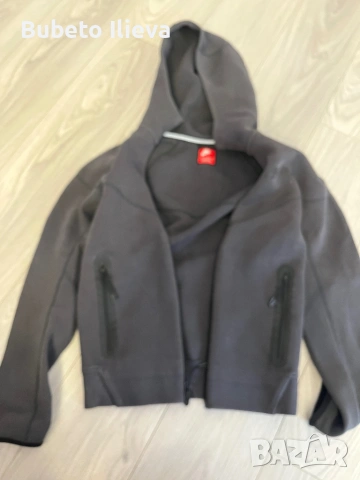 Черен и бежов суичър на Nike, снимка 7 - Суичъри - 54619325