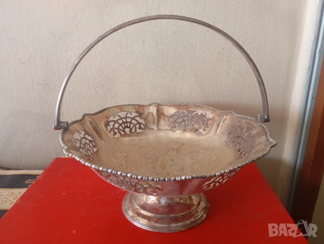 Винтидж посребрена купа,фруктиера