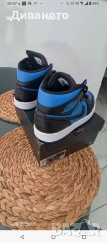 Air Jordan 1 MID размер 42,5, снимка 3 - Маратонки - 54868315