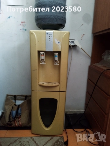 Диспенсър за вода, снимка 3 - Други - 54899403