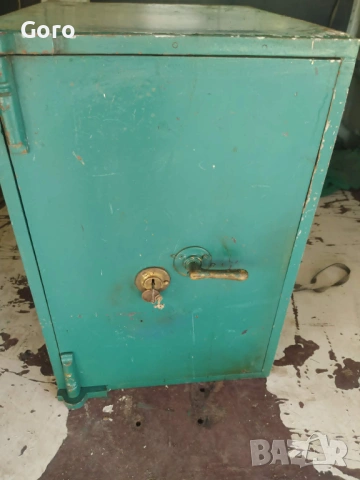 Продавам метална каса сейф , снимка 4 - Други стоки за дома - 54346694