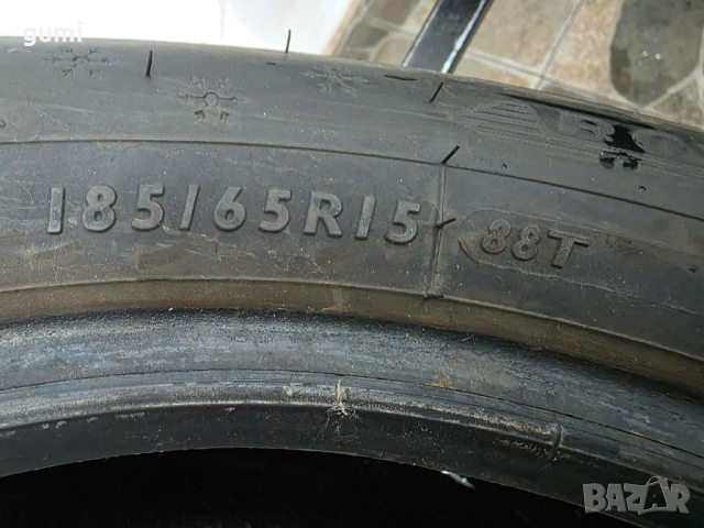 2бр зимни гуми 185/65/15 DUNLOP L05815 , снимка 4 - Гуми и джанти - 54709649