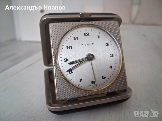 Стар германски туристически,сгъваем часовник  KIENZLE