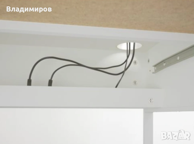 Компютърно бюро MICKE, снимка 4 - Бюра - 54757963