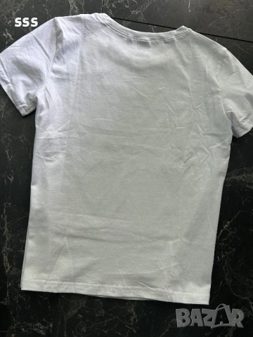 Дамска тениска Armani Exchange, M, снимка 6 - Тениски - 54712184