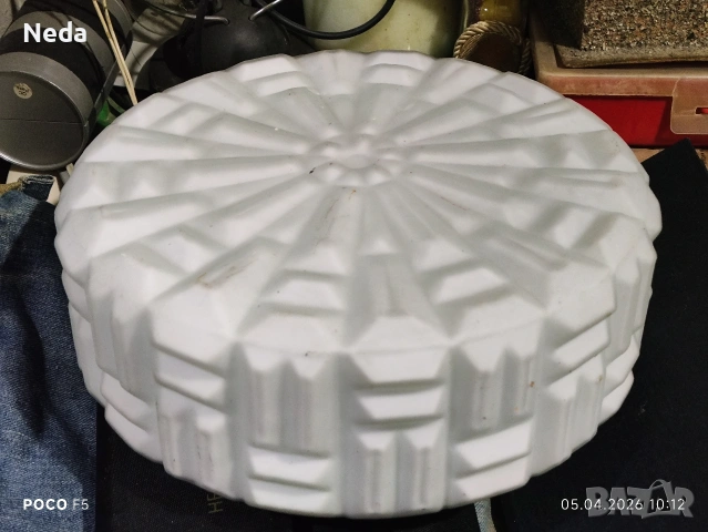 Стар стъклен плафон за таван